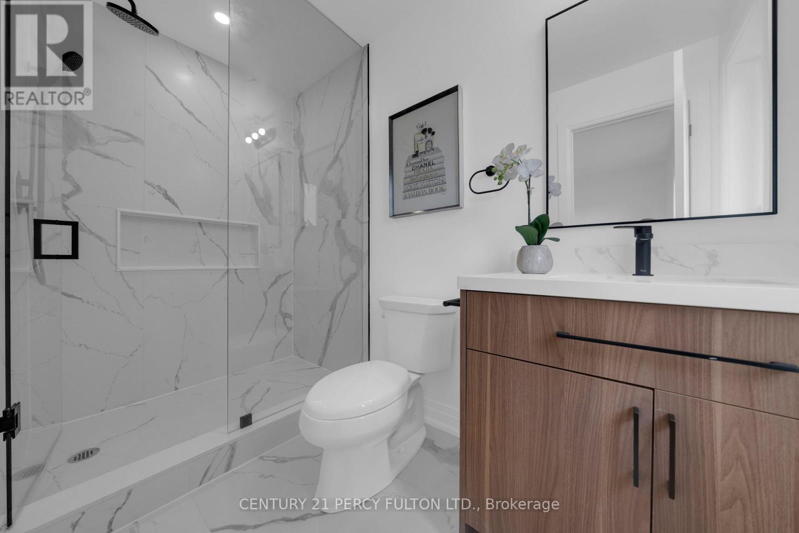 #8 6636 CLOCK COURT - Image 28