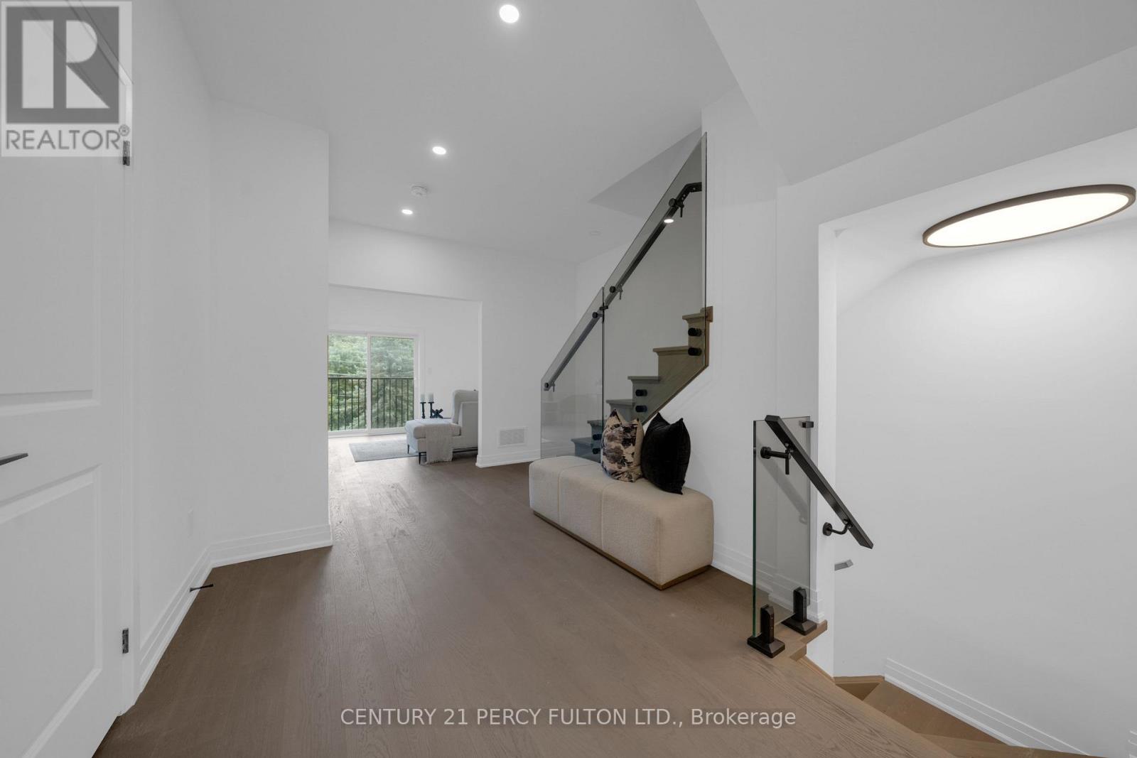 #8 6636 CLOCK COURT - 4