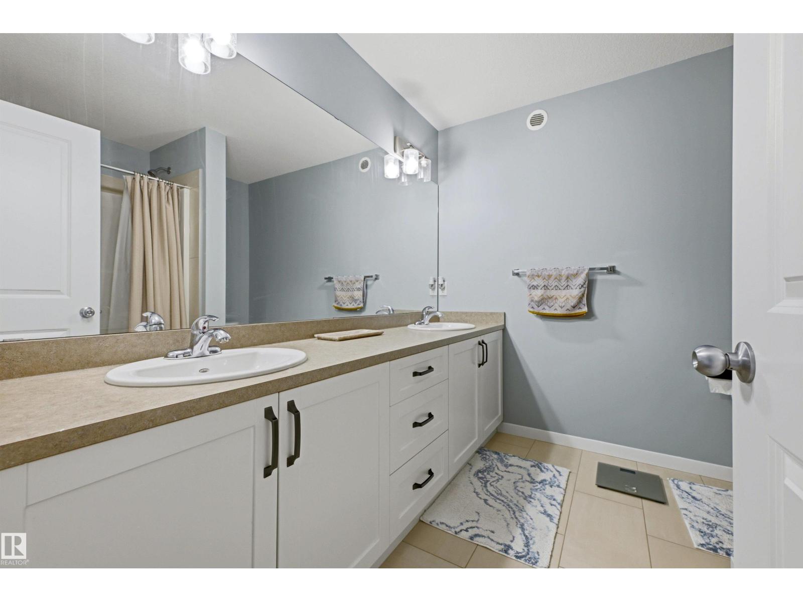 2119 PRICE LANDING SW - 21
