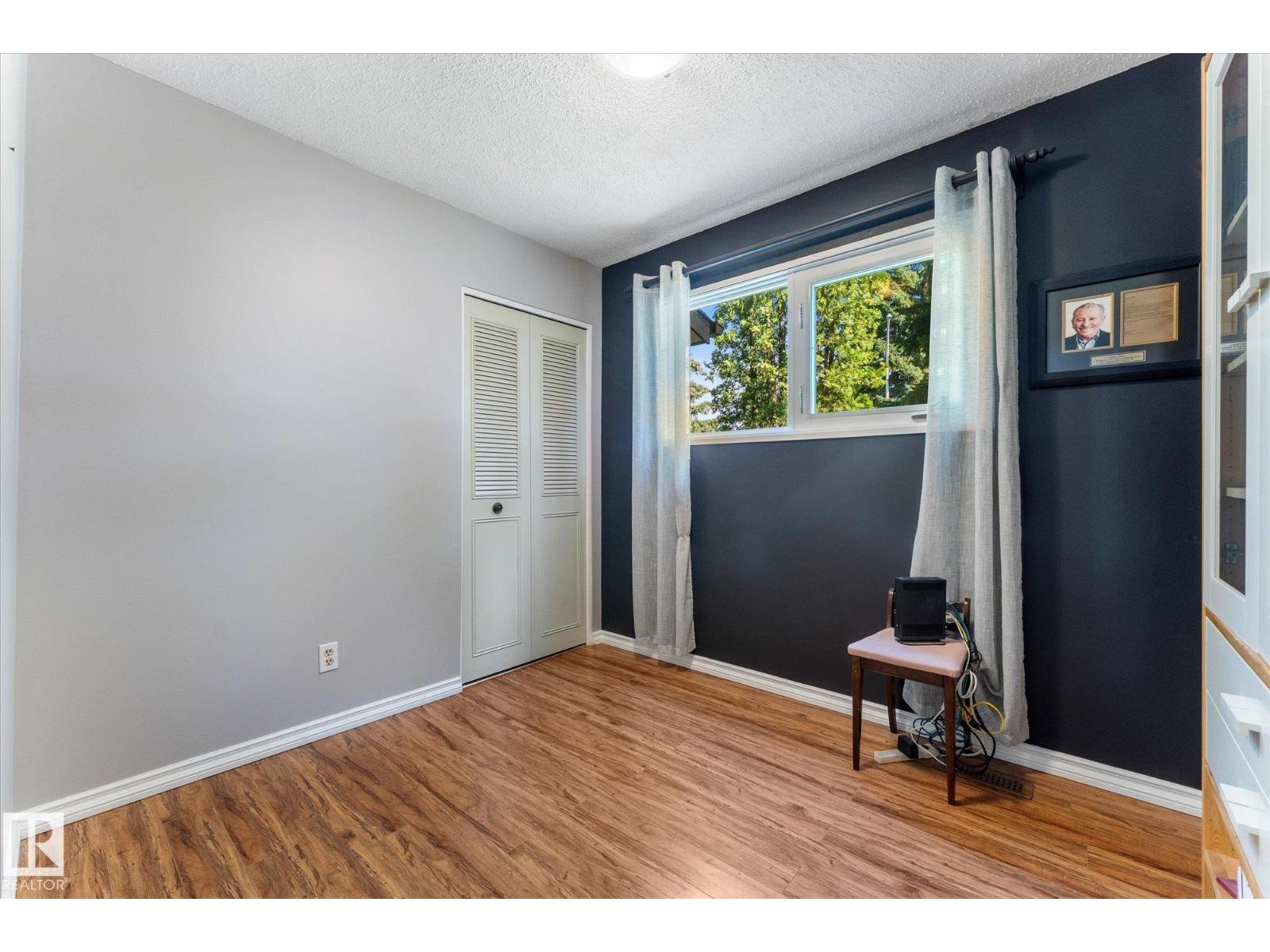 1036 82 Street NW - Photo 20