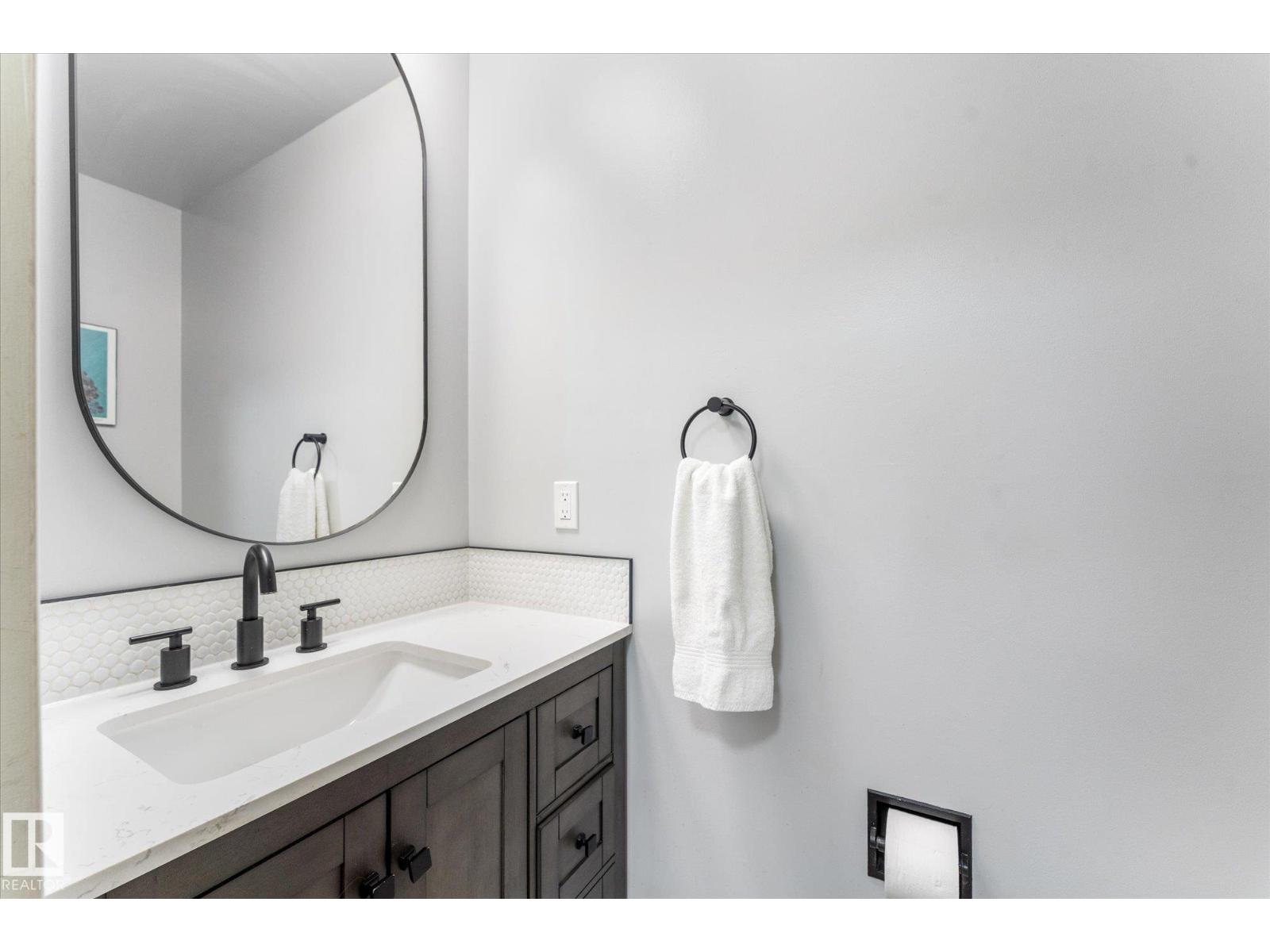 1036 82 Street NW - Photo 30
