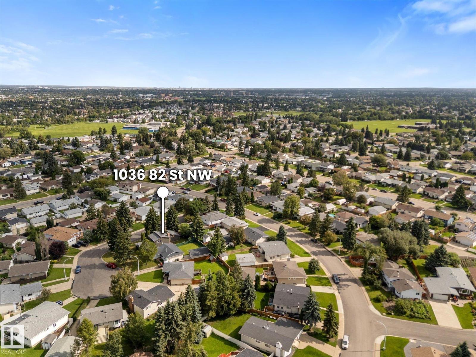 1036 82 ST NW - 47