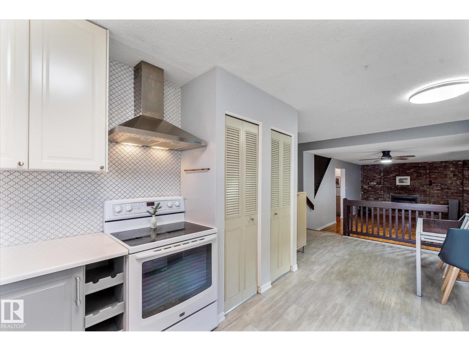 1036 82 ST NW - 8