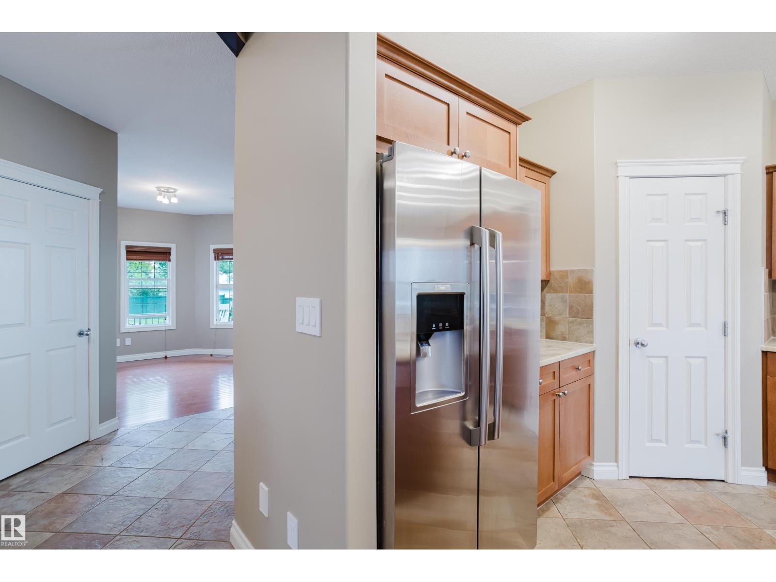 652 CRIMSON Drive - Photo 19