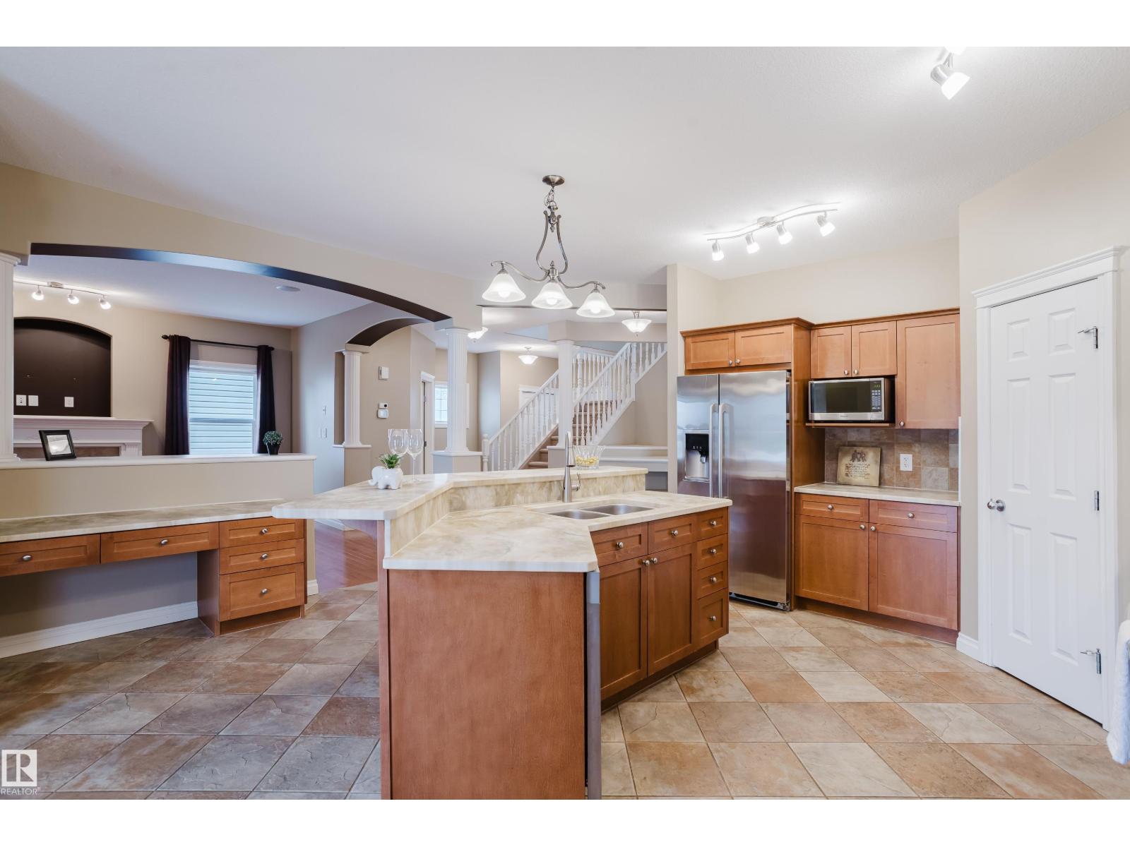 652 CRIMSON Drive - Photo 21