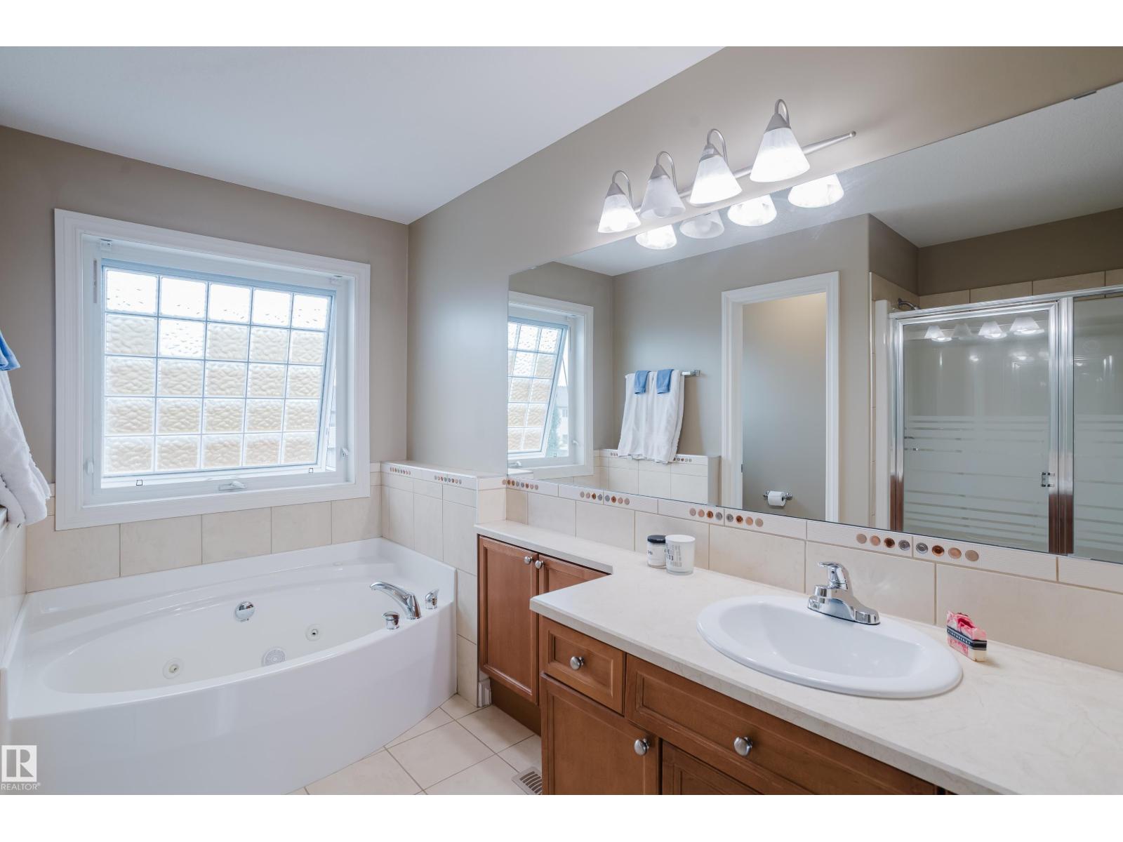 652 CRIMSON DR - 36