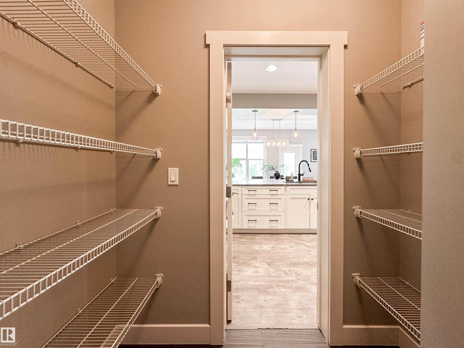 54 KENSINGTON Close - Photo 30