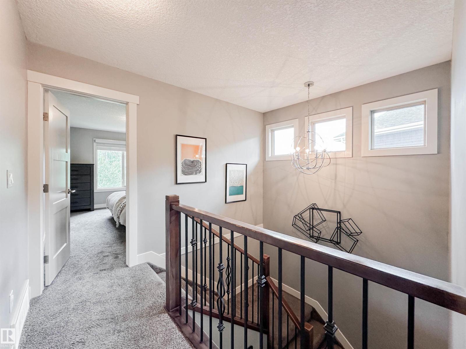54 KENSINGTON Close - Photo 34
