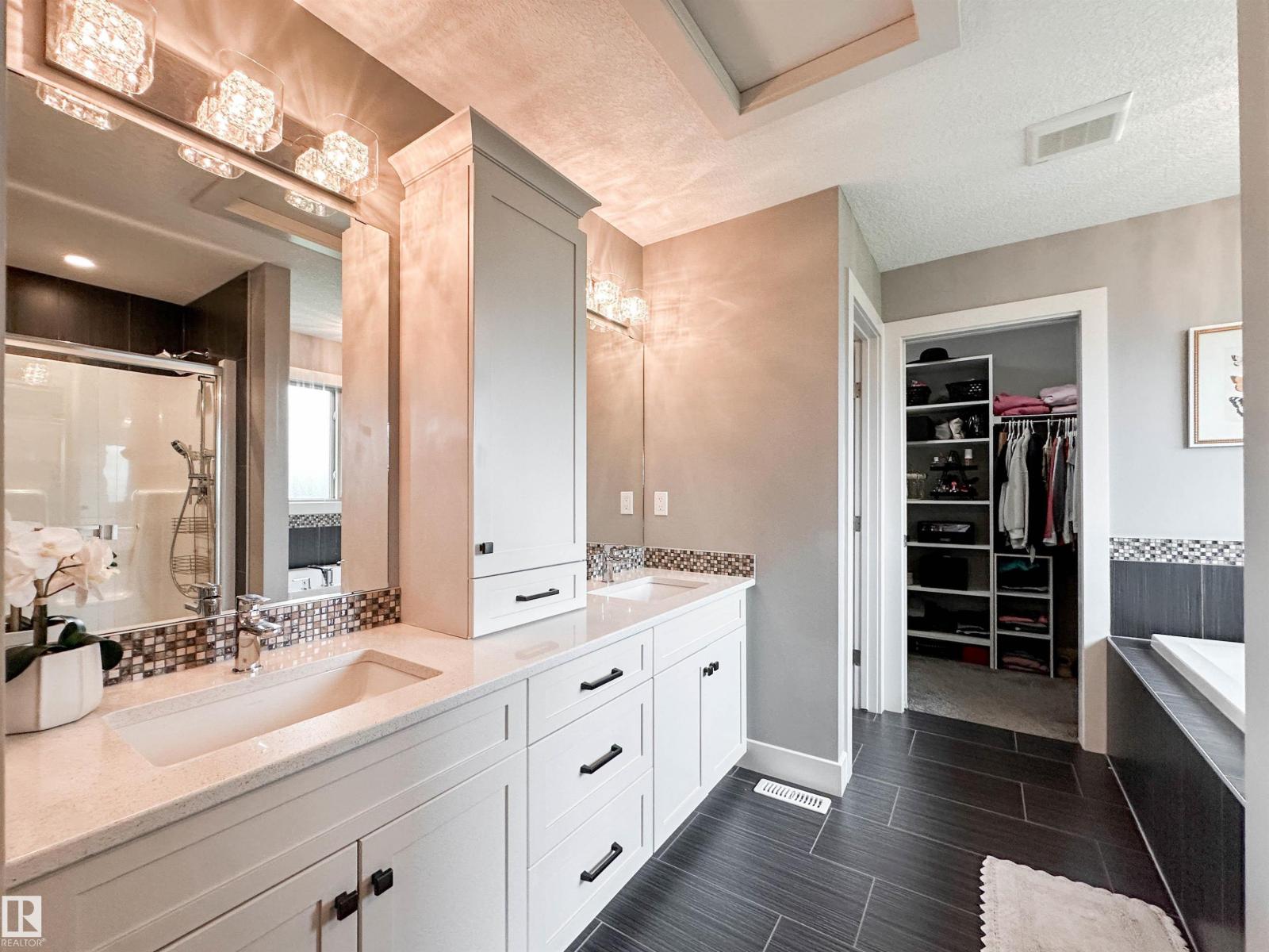 54 KENSINGTON Close - Photo 40