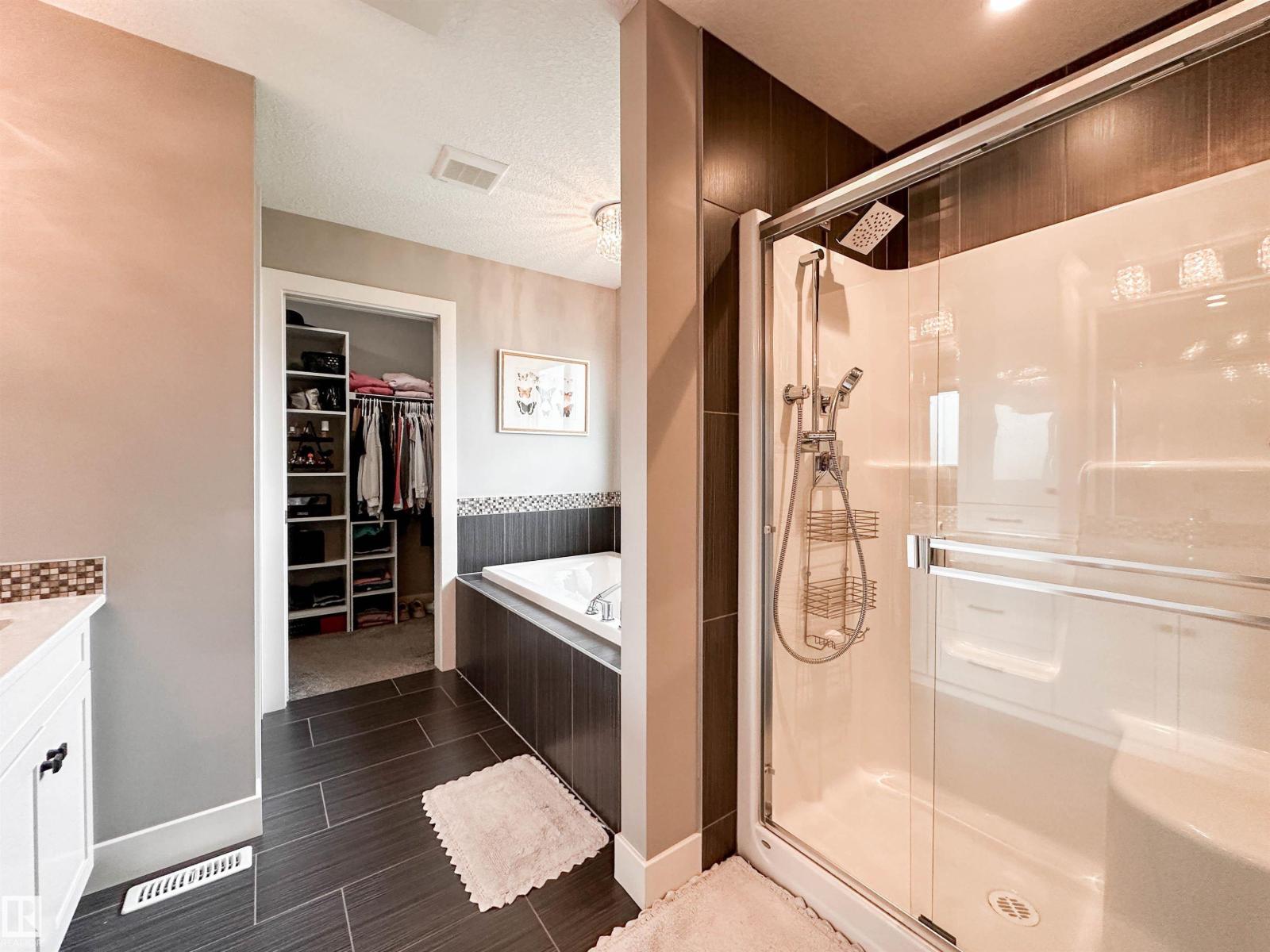 54 KENSINGTON Close - Photo 41