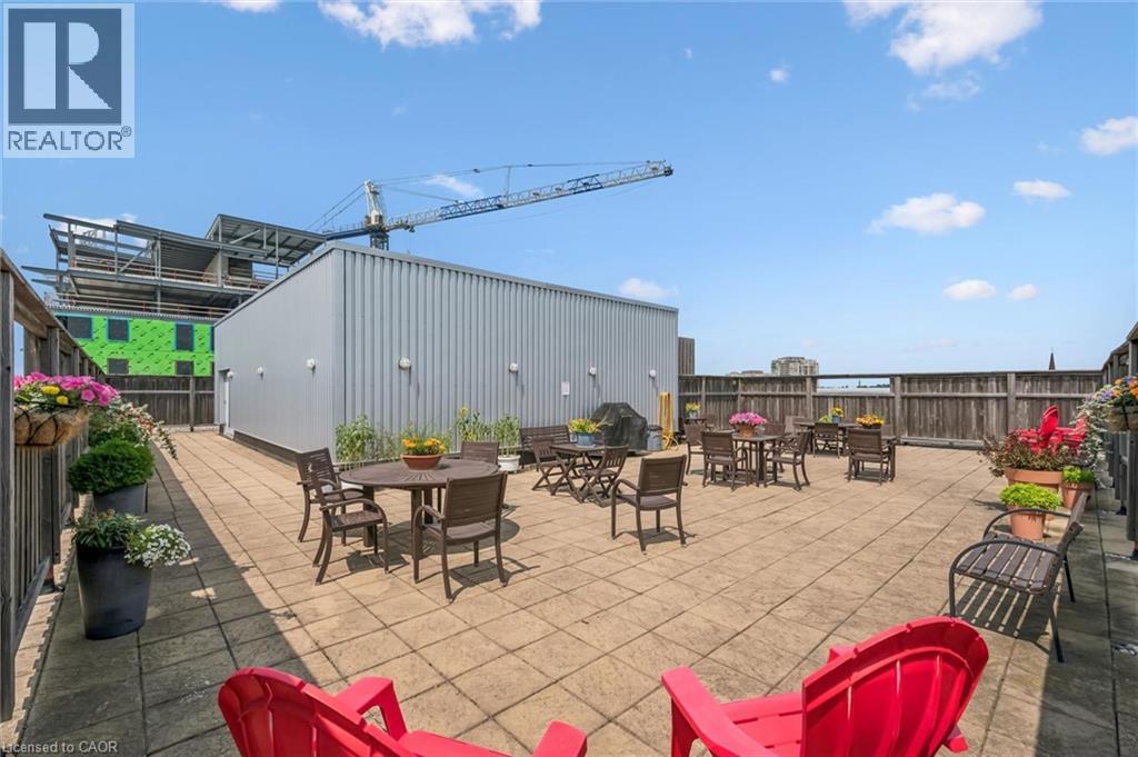 #209 188 S KING Street S - 38