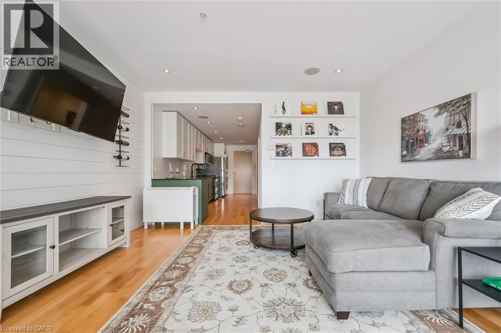 #209 188 S KING Street S - 24