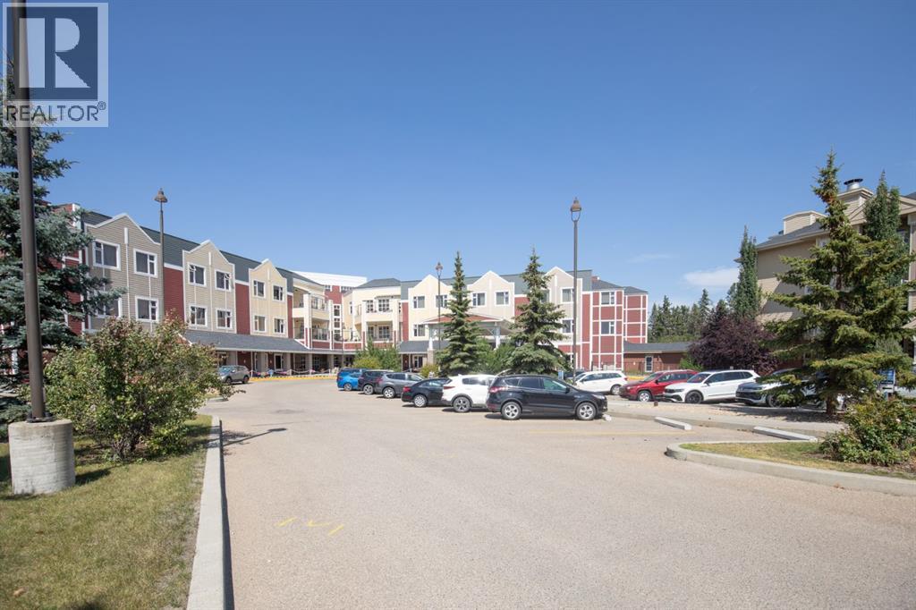 #226 6 Michener Boulevard - Image 27