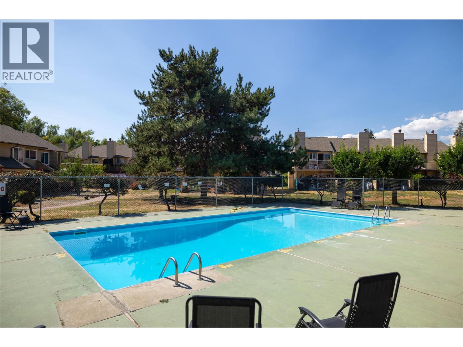 #44 5300 25 Avenue - 26