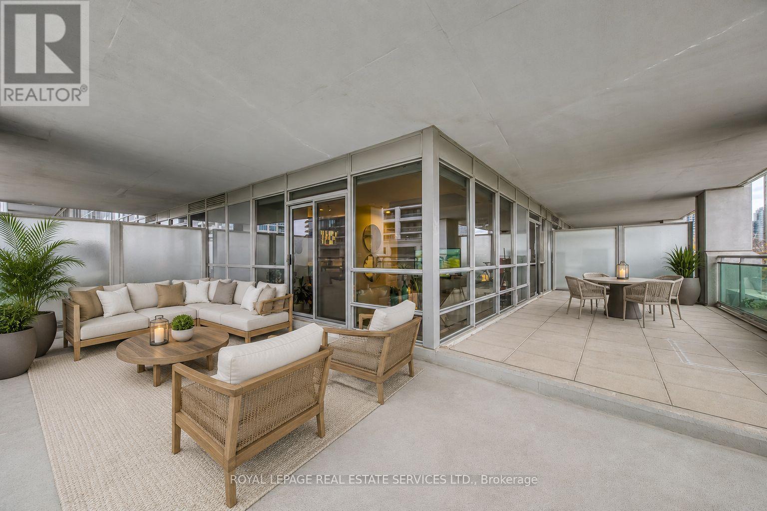 #203 16 BROOKERS LANE - 5