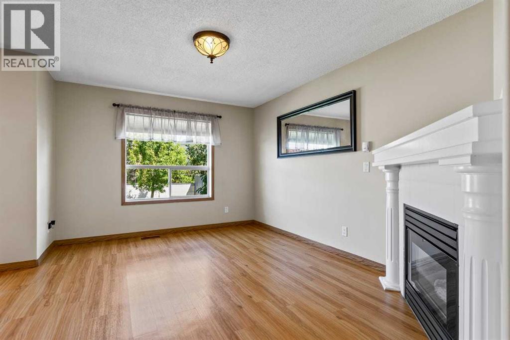 158 Saratoga Close Northeast - Photo 17