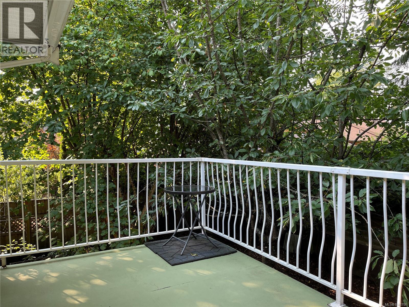 1333 Carmel Pl - Image 10