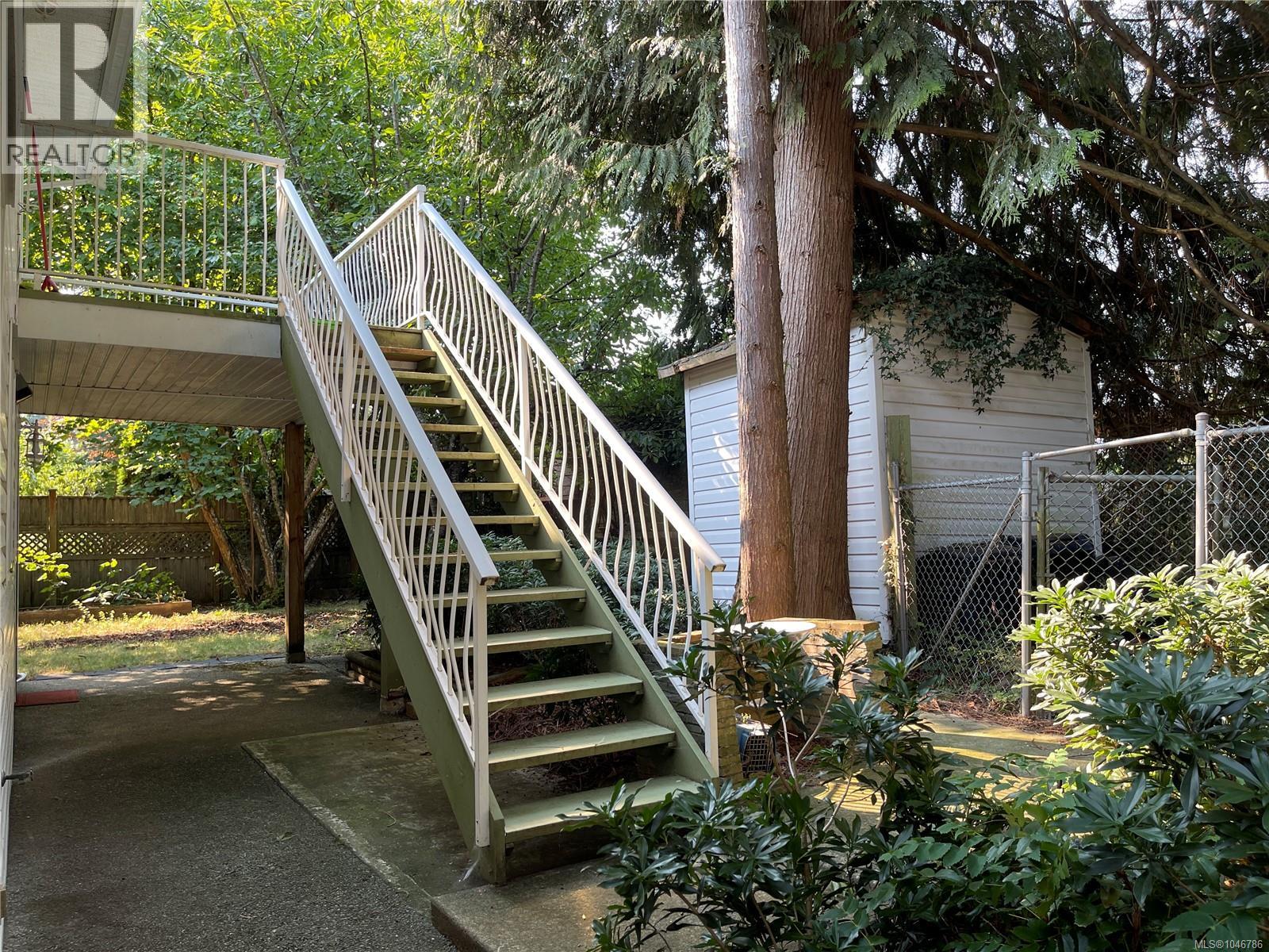 1333 Carmel Pl - Image 33