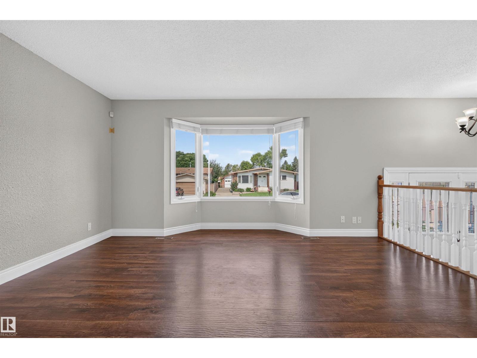 1311 85 Street NW - Photo 5