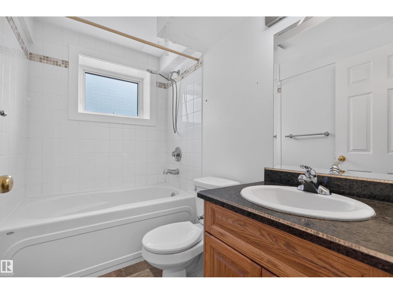 1311 85 Street NW - Photo 25