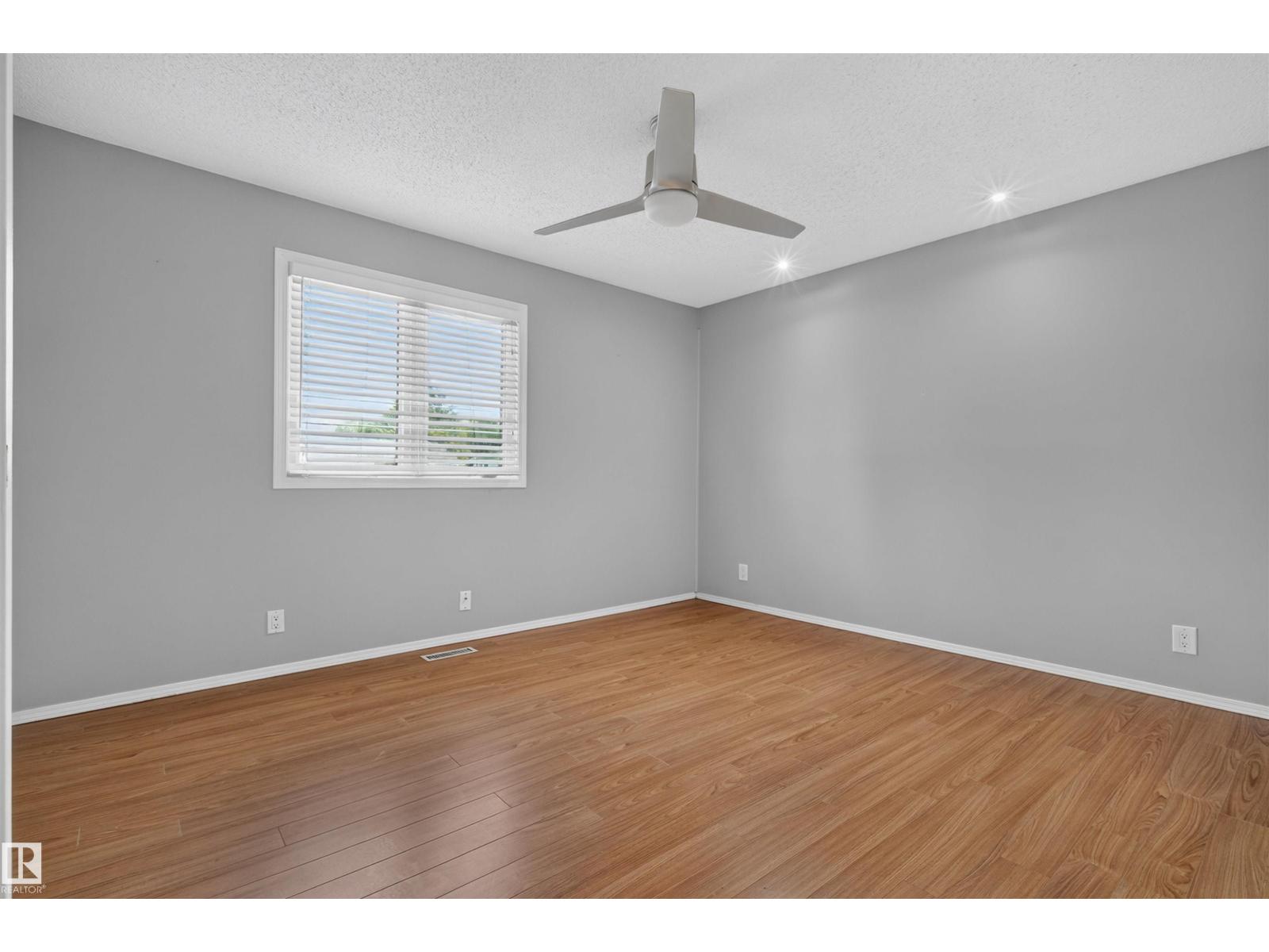1311 85 Street NW - Photo 10