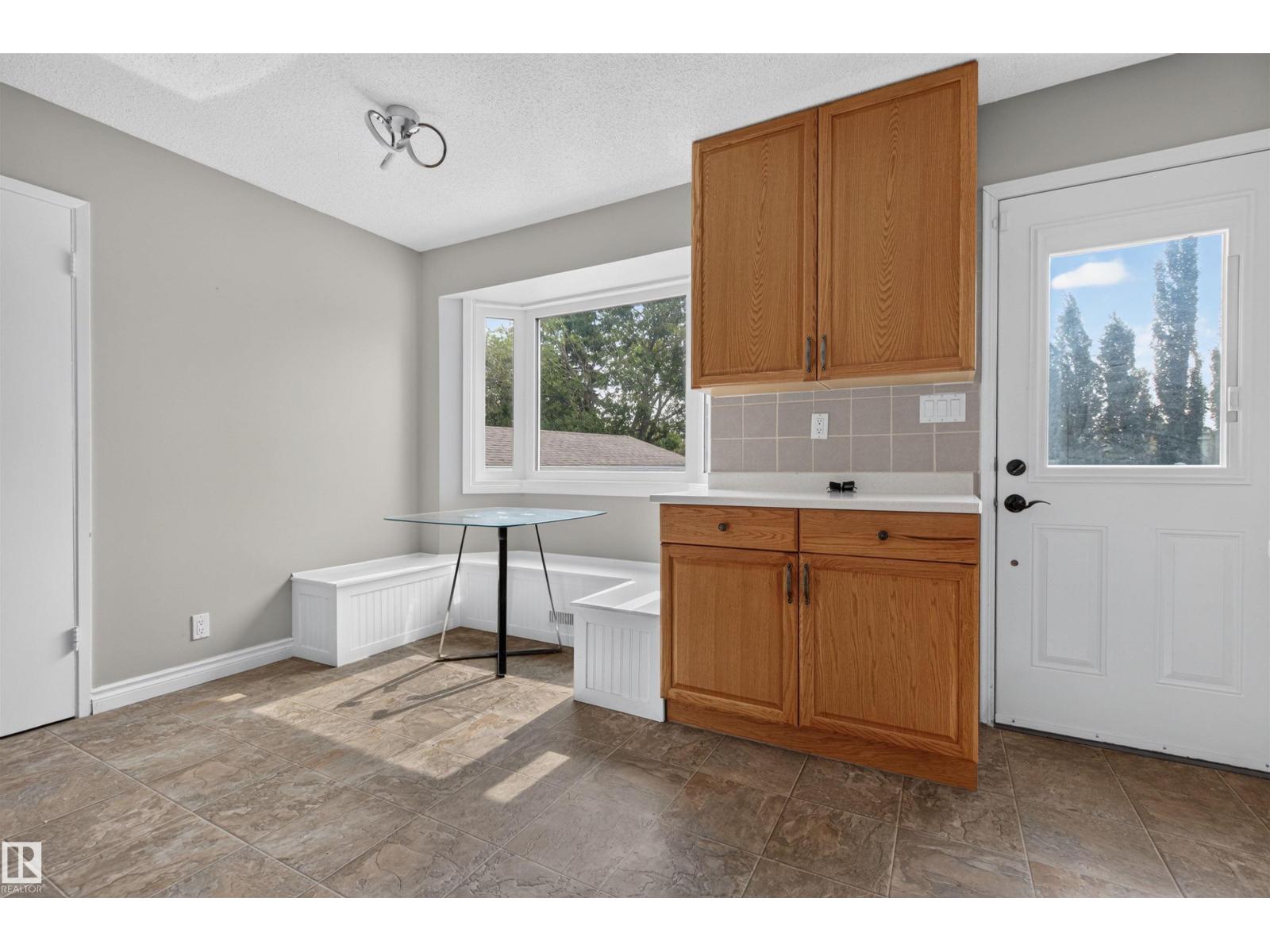 1311 85 ST NW - 29