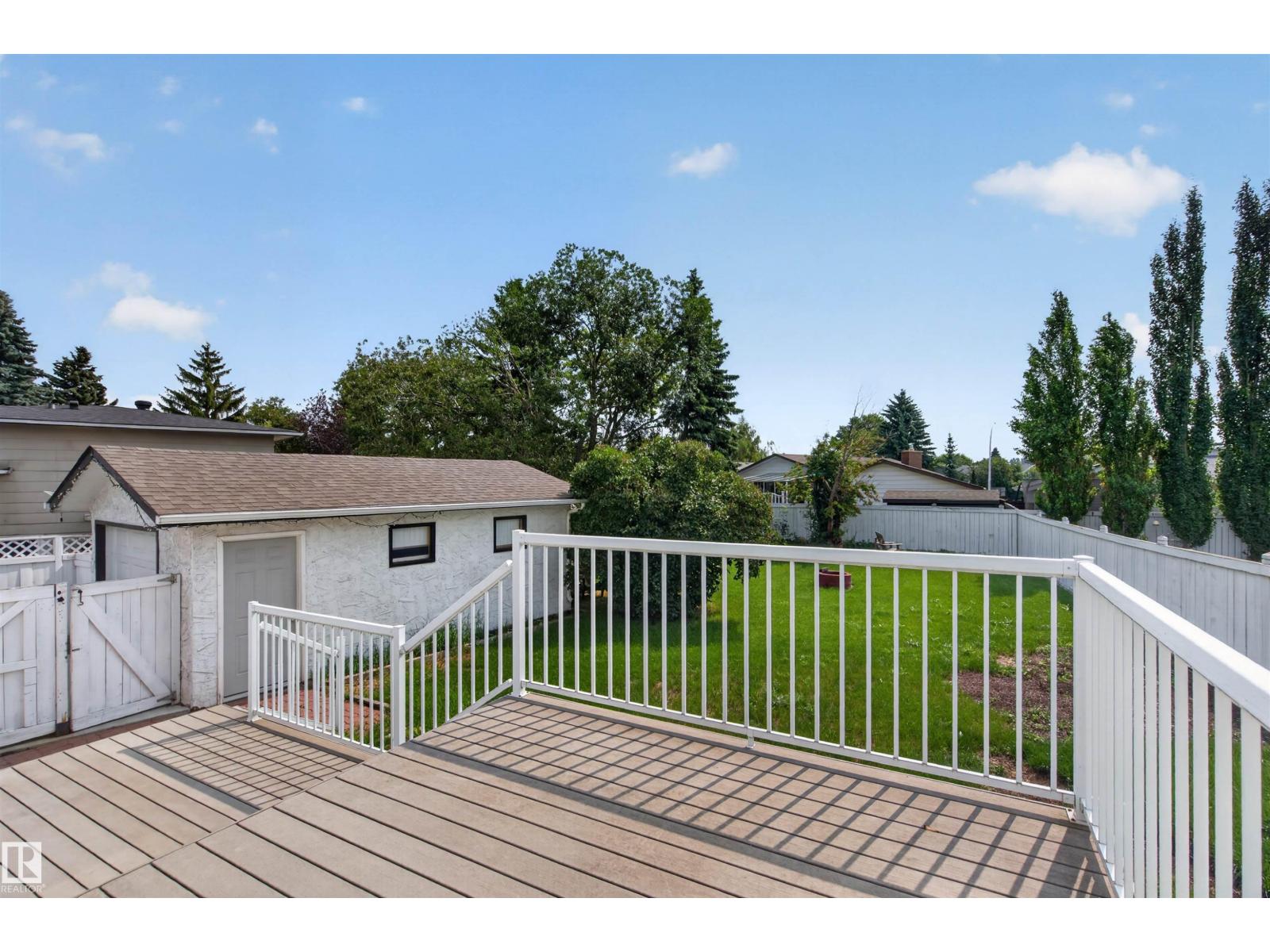 1311 85 Street NW - Photo 34