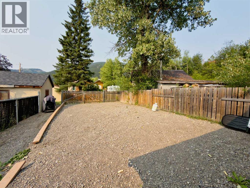 13353 16 Avenue - Photo 18