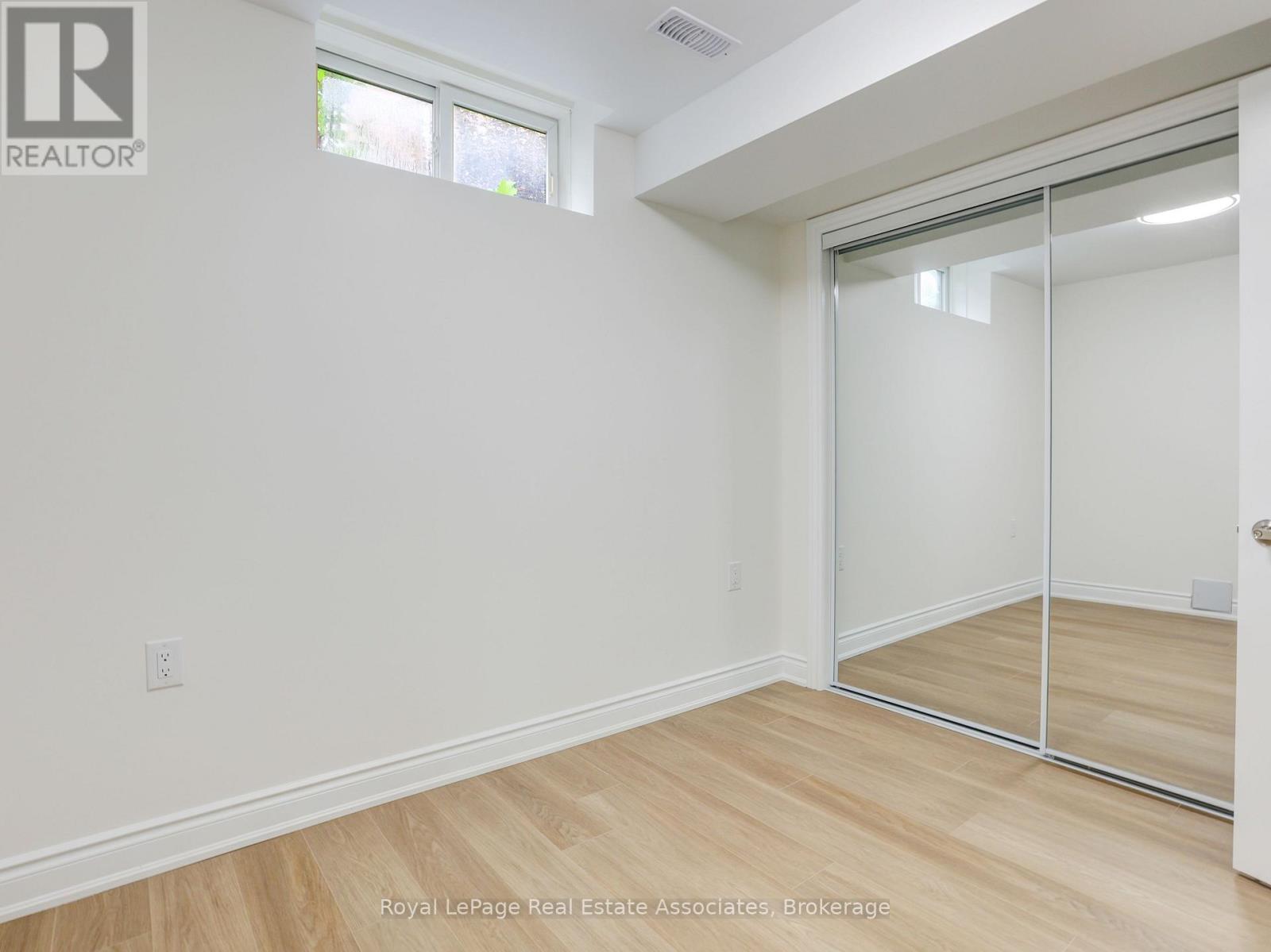 26 MCLACHLAN PLACE - Image 32
