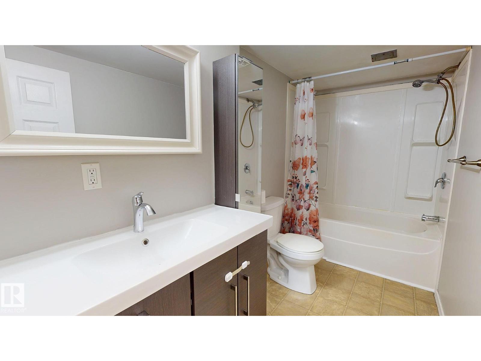 11031 152 ST NW - Image 26