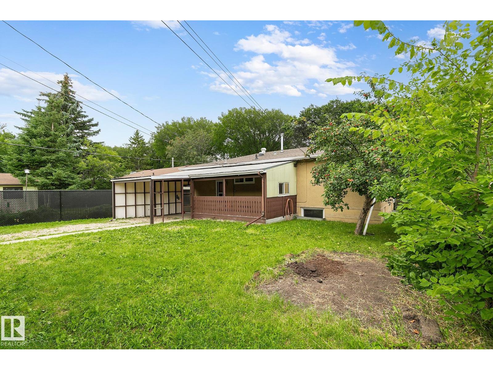 11031 152 ST NW - Image 34