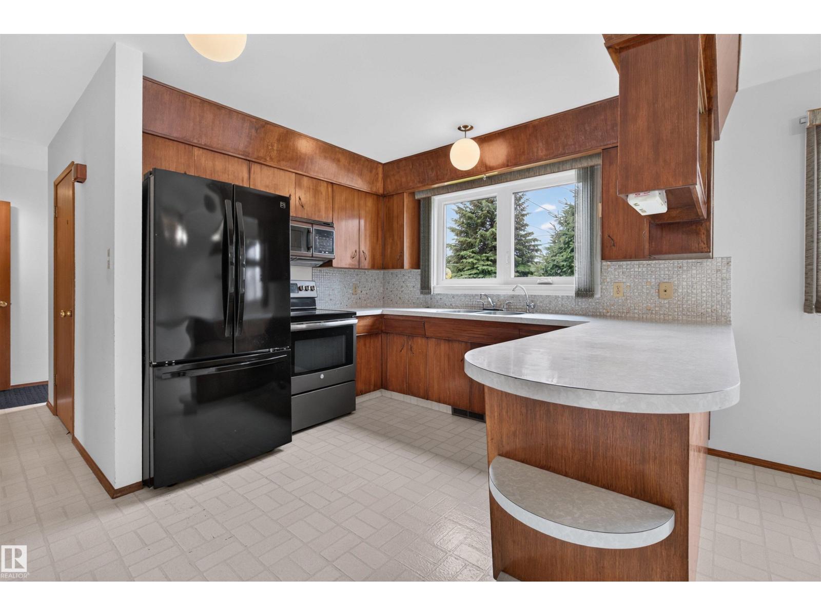 4132 113 ST NW - Image 14