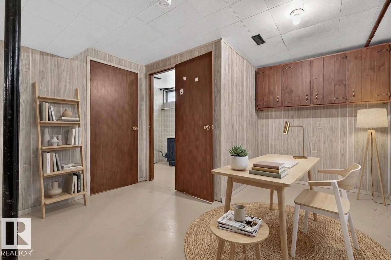 4132 113 ST NW - 46