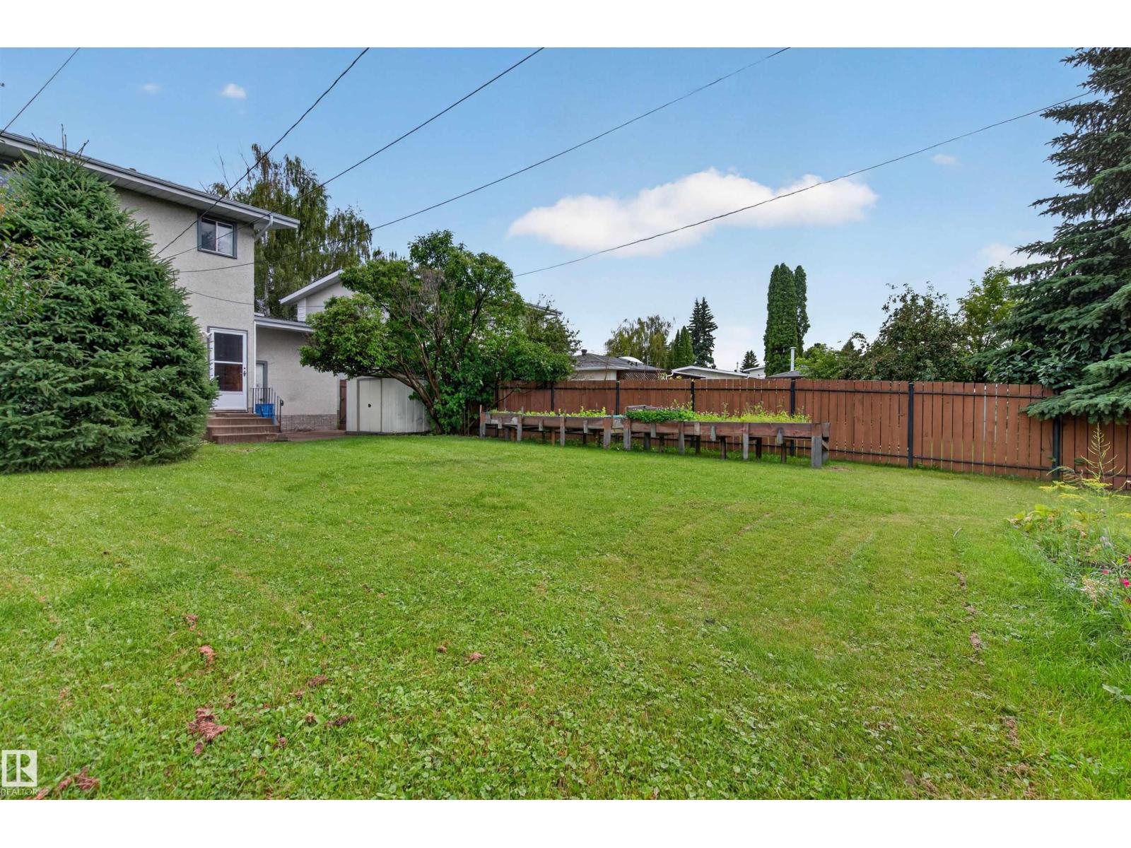 4132 113 ST NW - 55