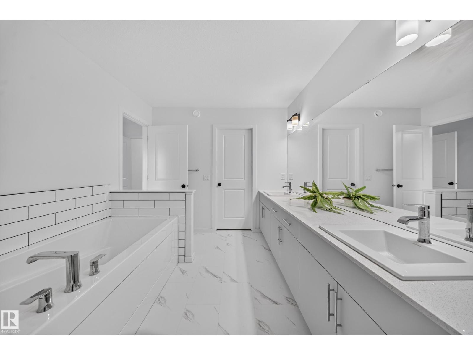 7011 177 Avenue NW - Photo 34