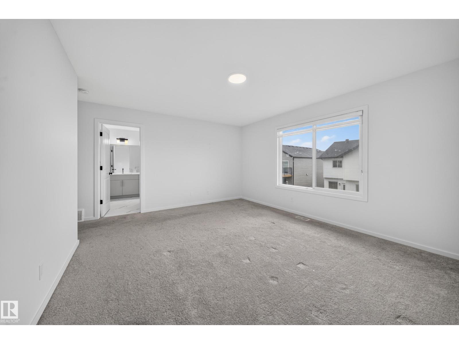 7011 177 AV NW - 41
