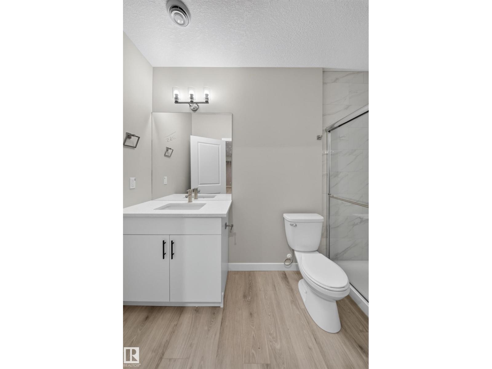 7011 177 AV NW - 64