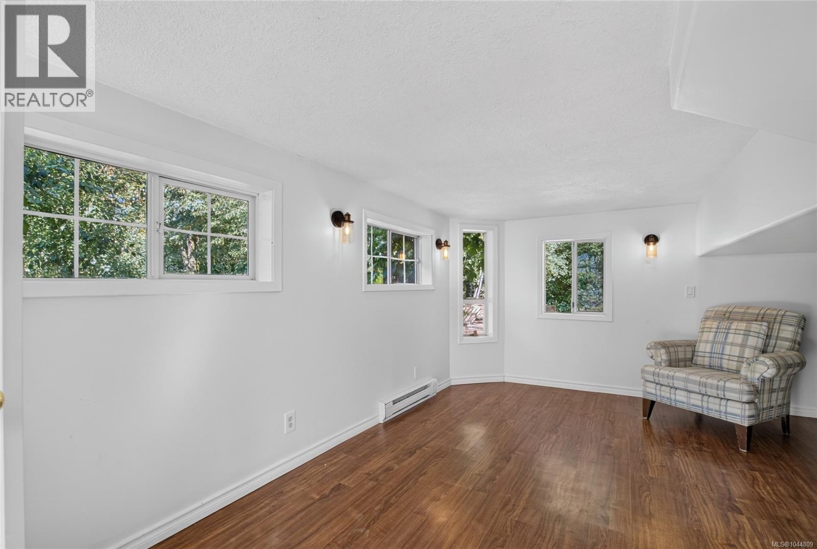 #3 6304 Lane Rd - 24
