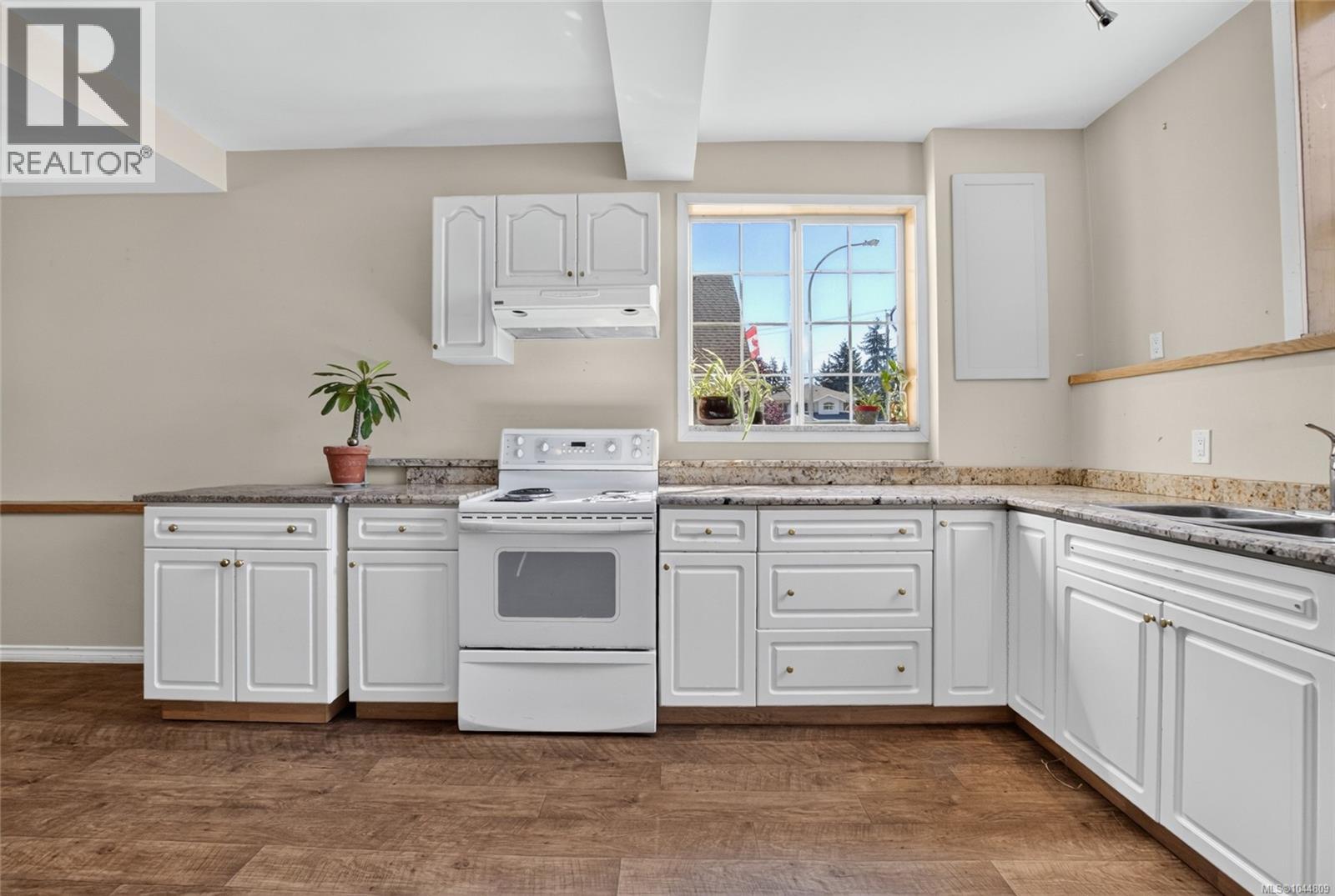 #3 6304 Lane Rd - 31