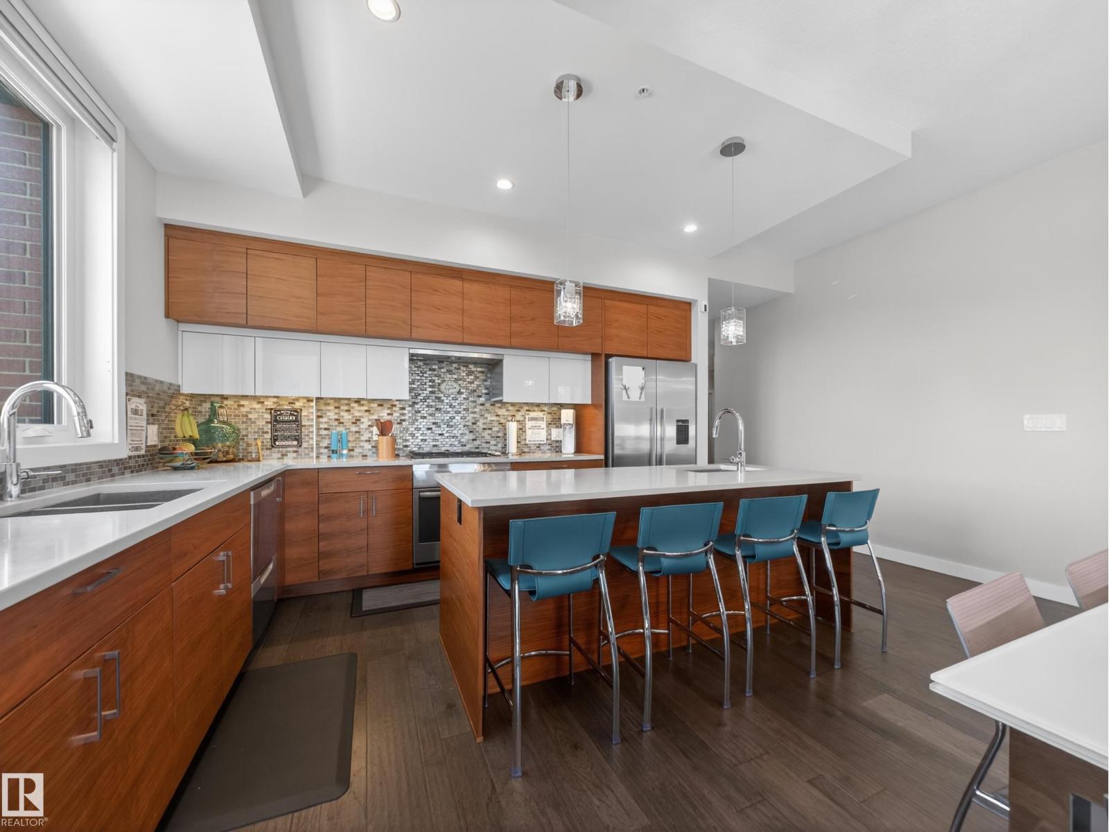 403 11710 87 AV NW NW - Photo 32