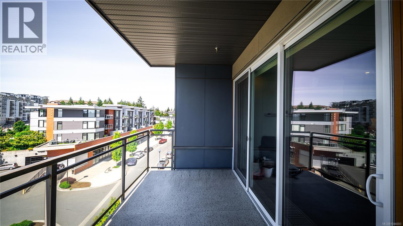 #412 967 Whirlaway Cres - Image 15