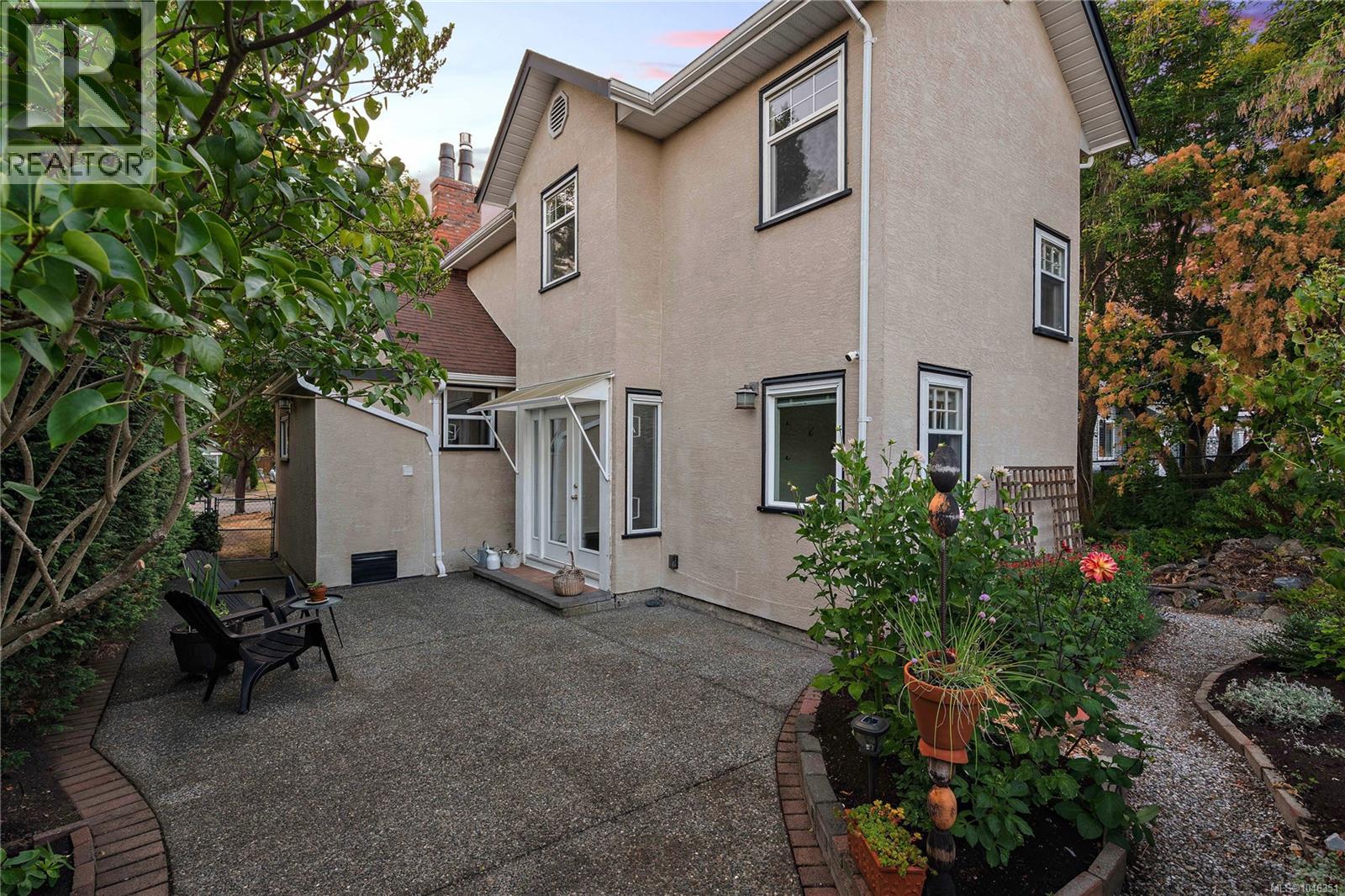 237 Wildwood Ave - 29