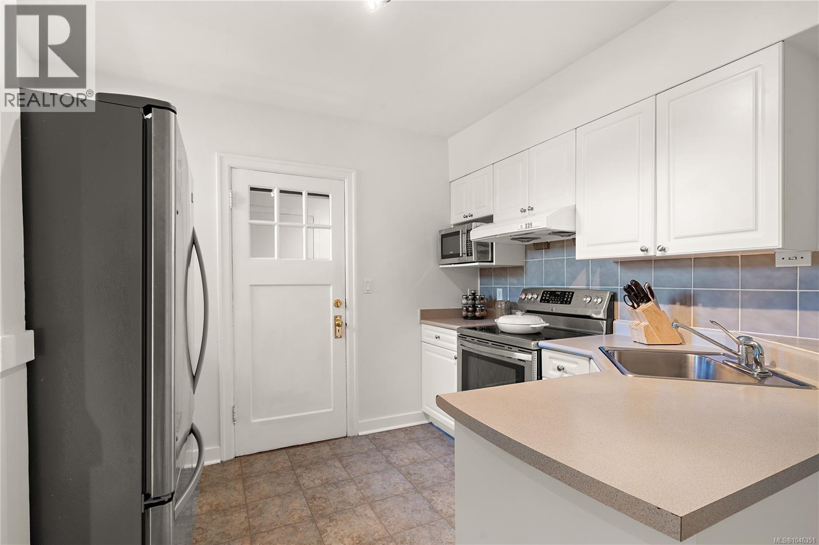 237 Wildwood Ave - 7