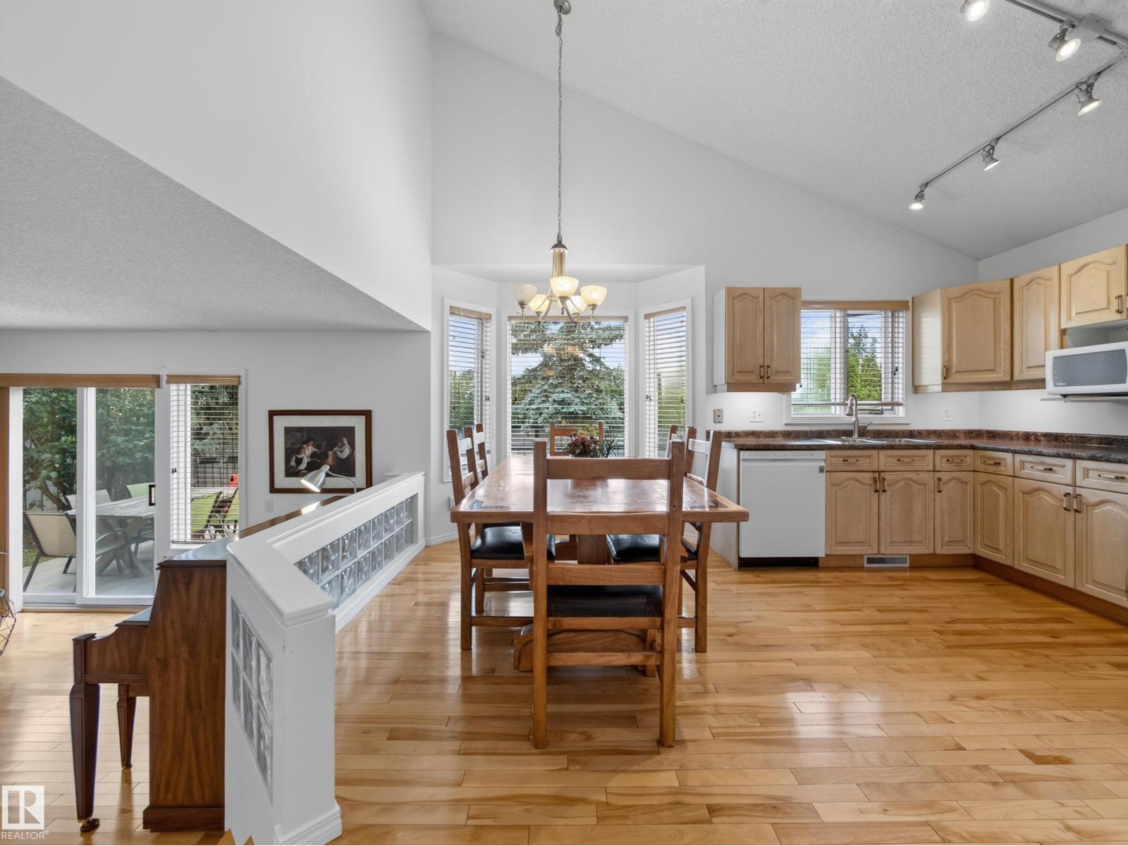 1404 FALCONER RD NW - 10