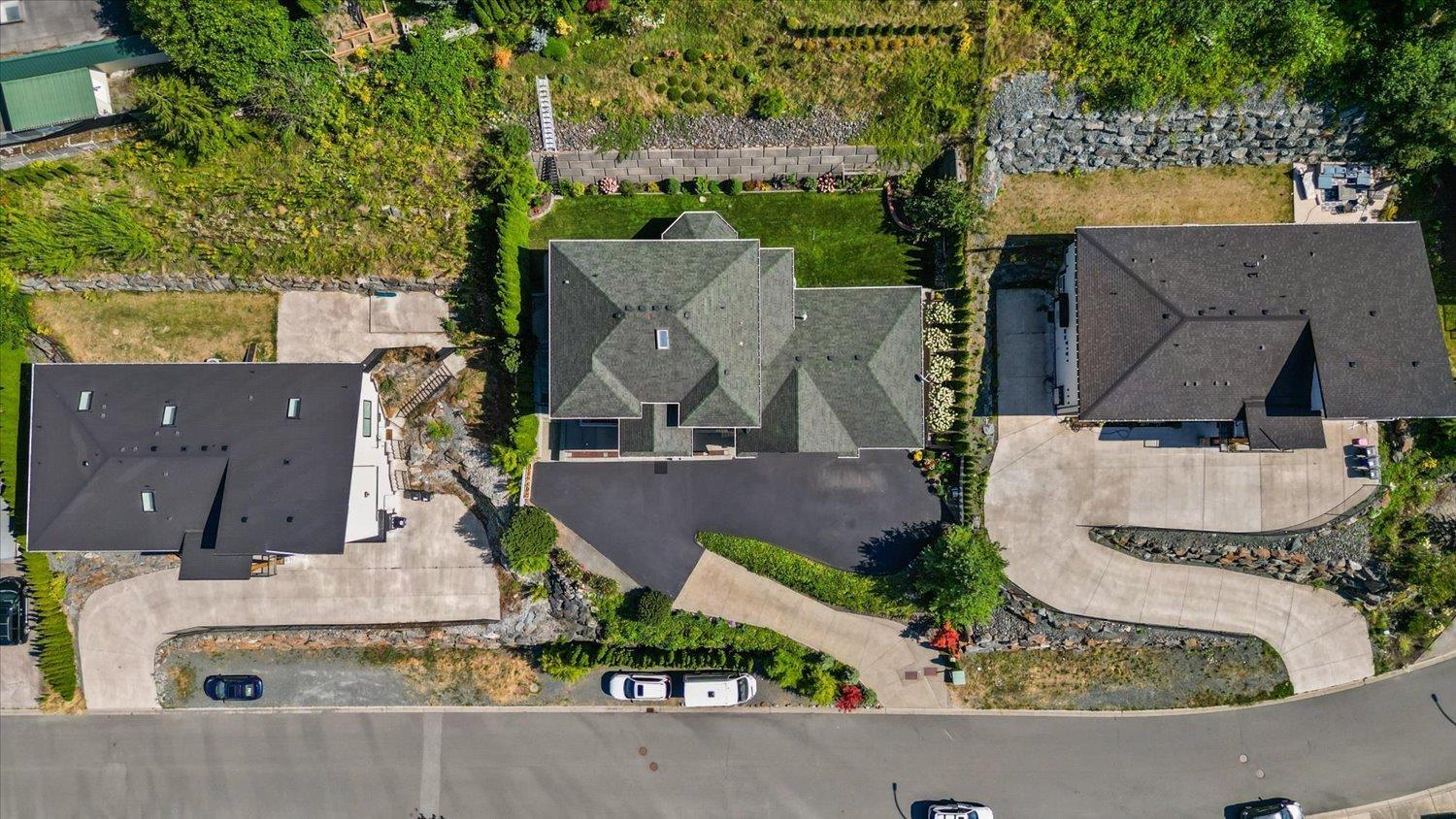7304 MOUNT THURSTON DRIVE, Eastern Hillsides, Chilliwack - Image 1