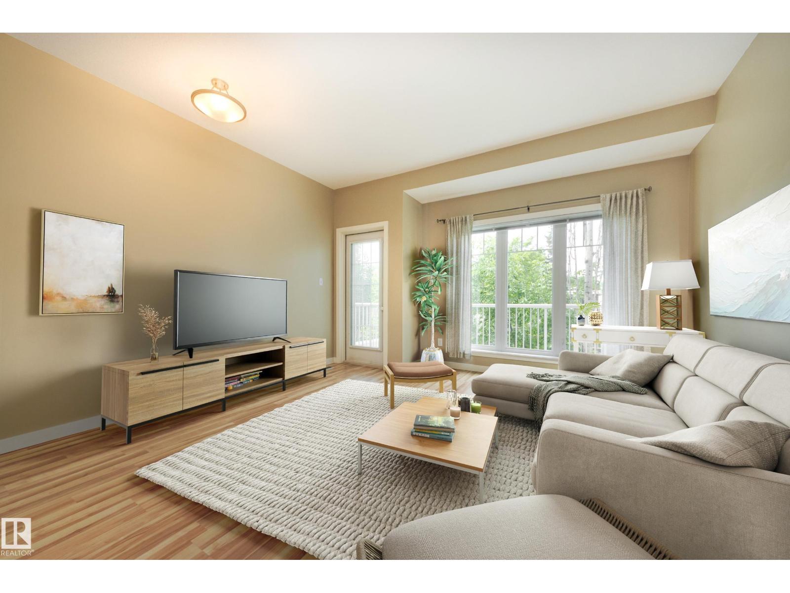 #6 11917 103 ST NW - 2