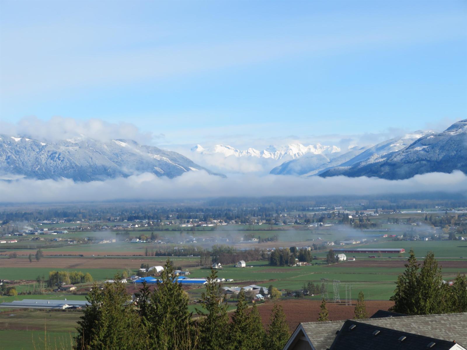 7304 MOUNT THURSTON DRIVE, Eastern Hillsides, Chilliwack - Image 1