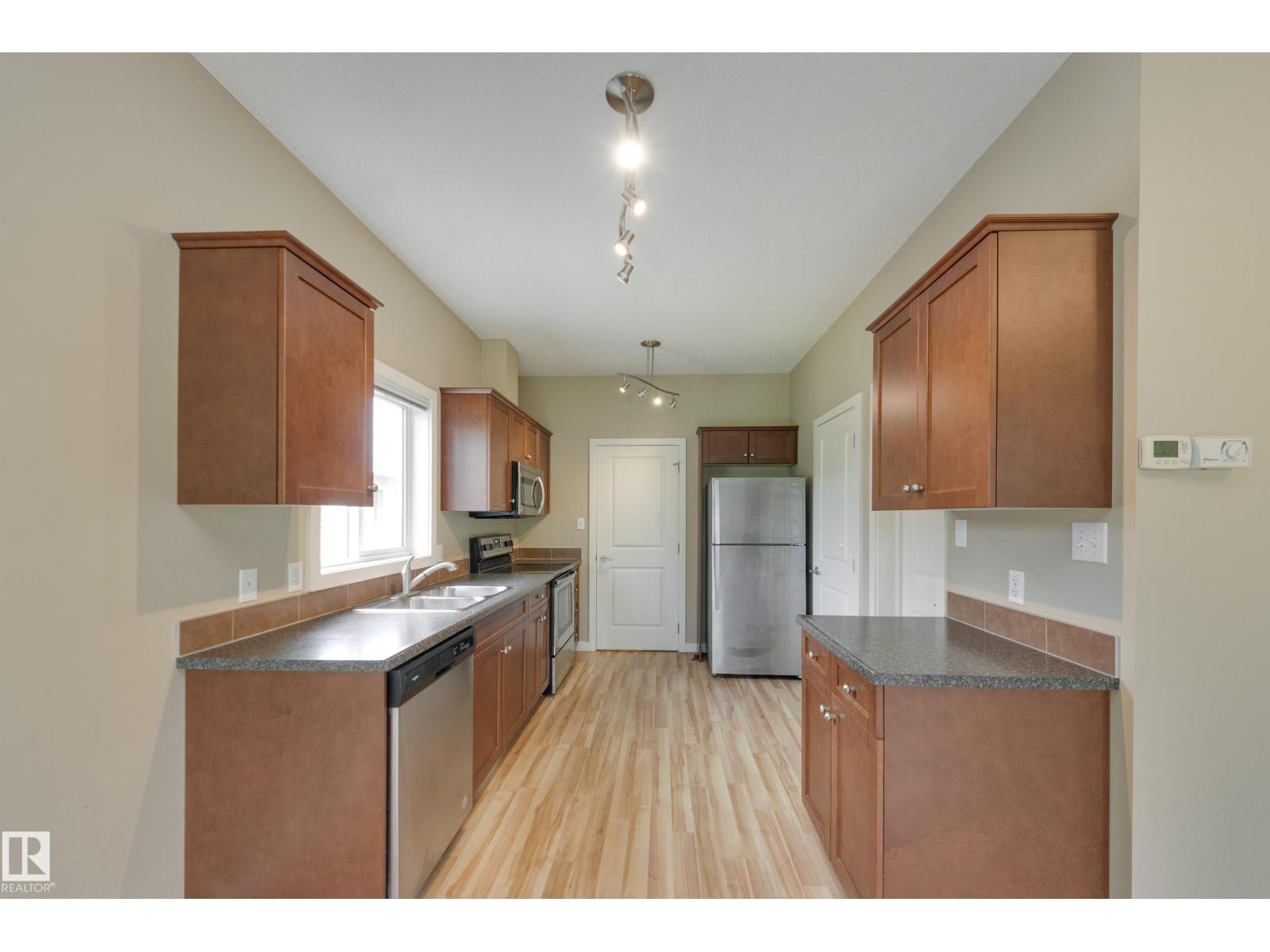 6 11917 103 Street NW - Photo 20