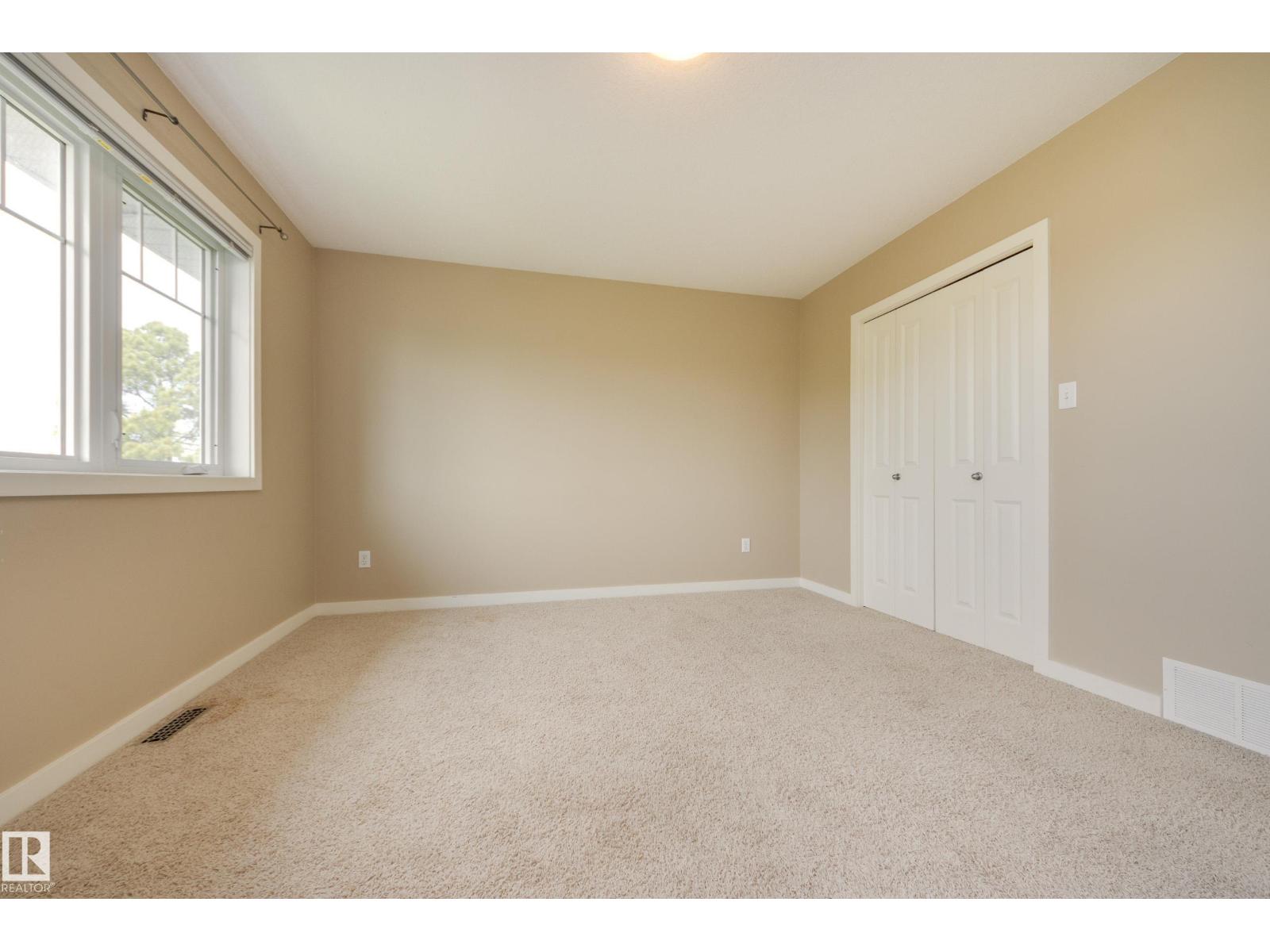 #6 11917 103 ST NW - 44