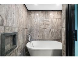14 Rue De Clarendon, Portage Du Fort, QC J0X2T0 Photo 13
